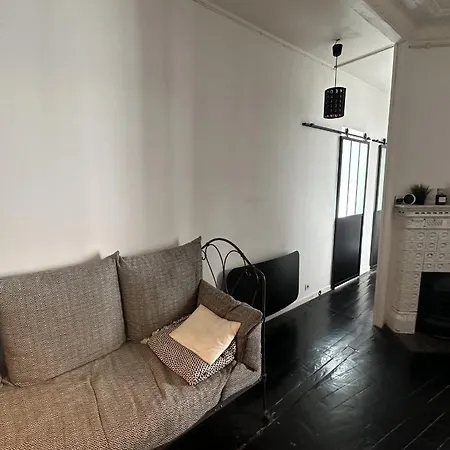 Well-located 40 M Cocoon Apartament Paryż